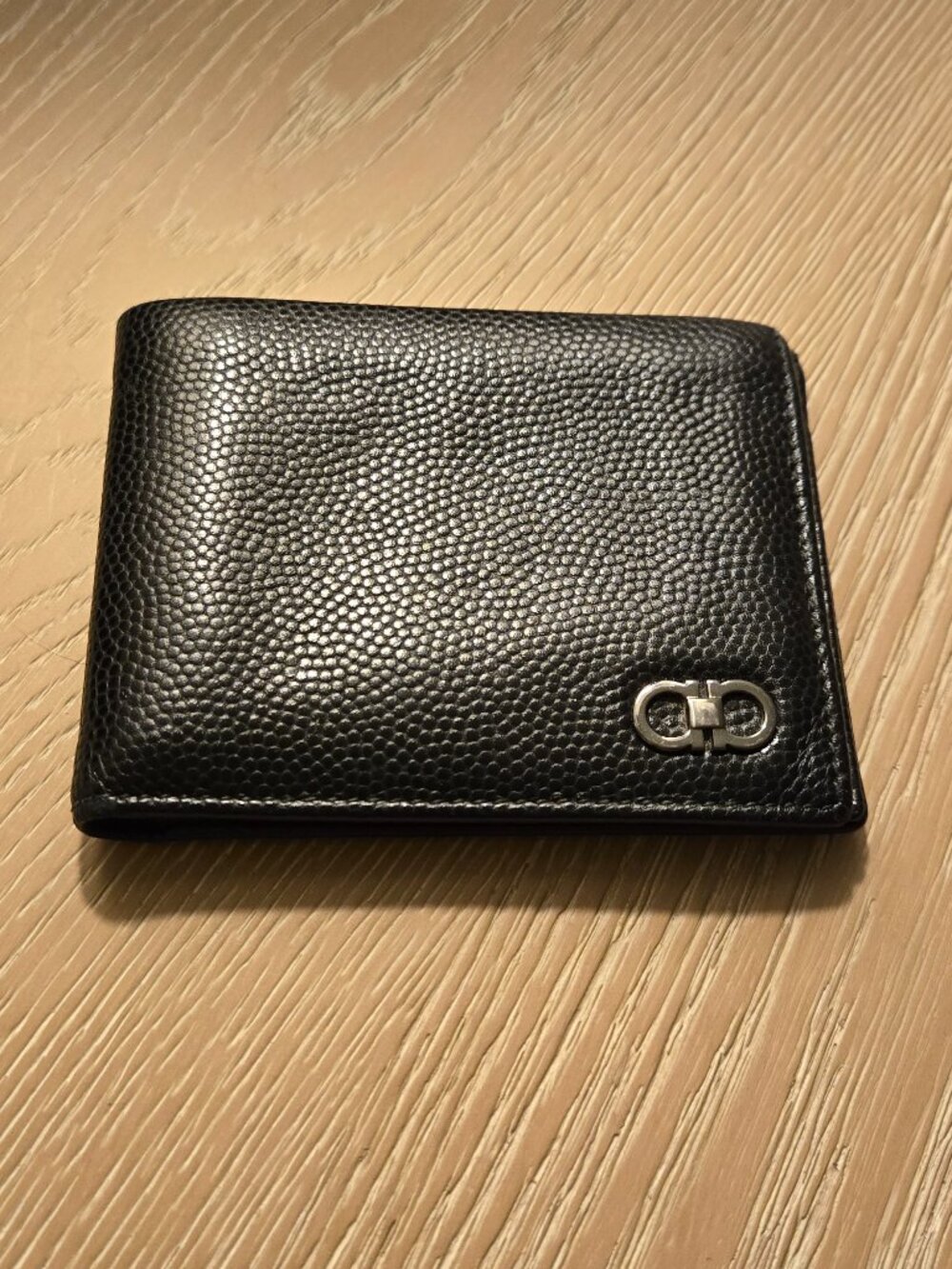 Salvatore Ferragamo Black Pebbled Leather Bifold Wallet – Like New